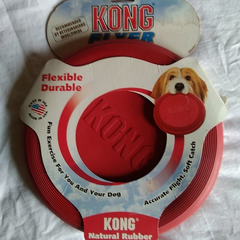 Kong Flying Disc Dog  Toy